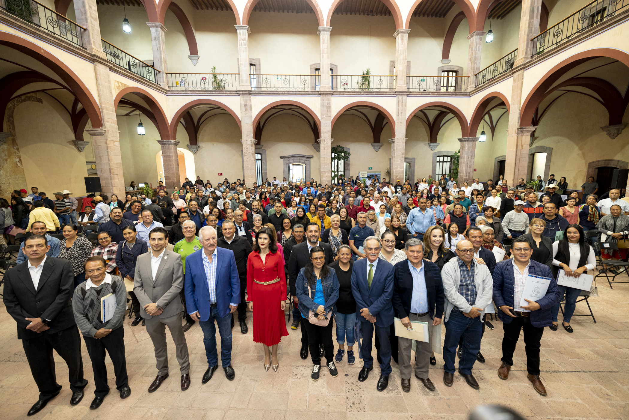 Queretaro-brinda-certeza-patrimonial-y-condiciones-para-una-vida-digna-2 Querétaro brinda certeza patrimonial y condiciones para una vida digna