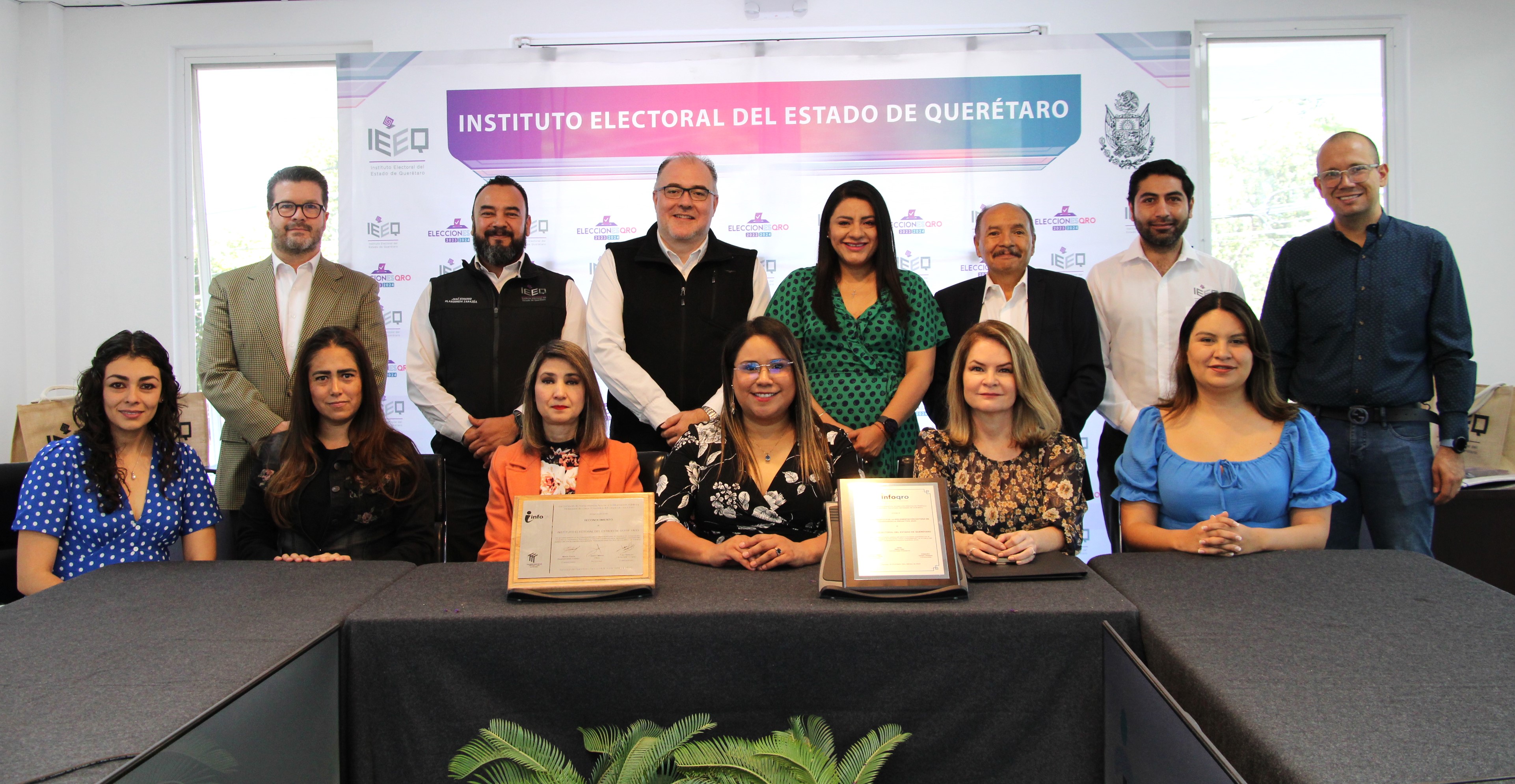 reconocimiento-transparencia-48 IEEQ Recibe Reconocimiento por Cumplimiento al 100% en Reto de Transparencia Proactiva Querétaro 2023