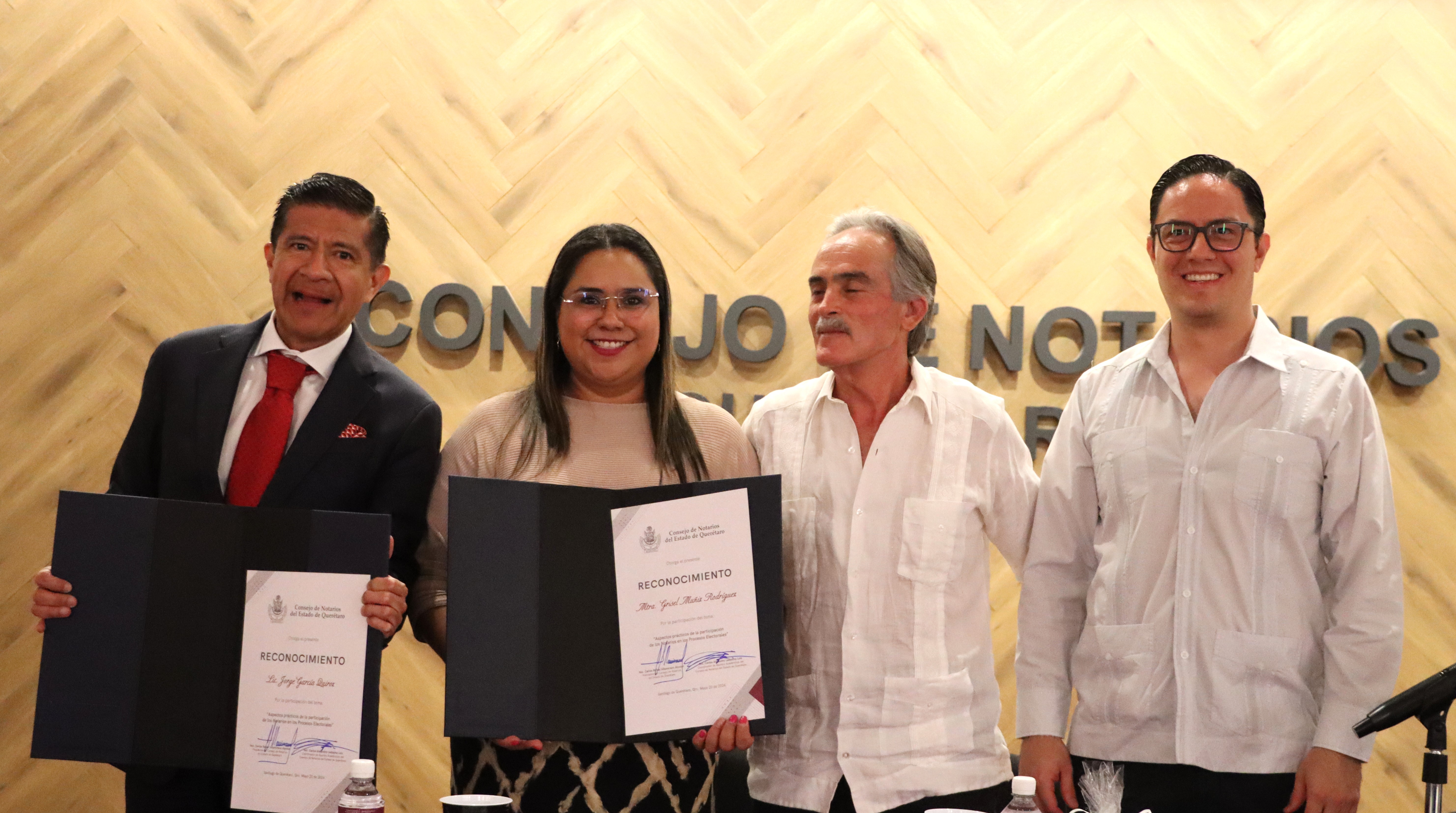 Colaboracion-entre-el-IEEQ-y-el-Consejo-de-Notarios-de-Queretaro-en-el-Proceso-Electoral-2023-2024-2 Colaboración entre el IEEQ y el Consejo de Notarios de Querétaro en el Proceso Electoral 2023-2024