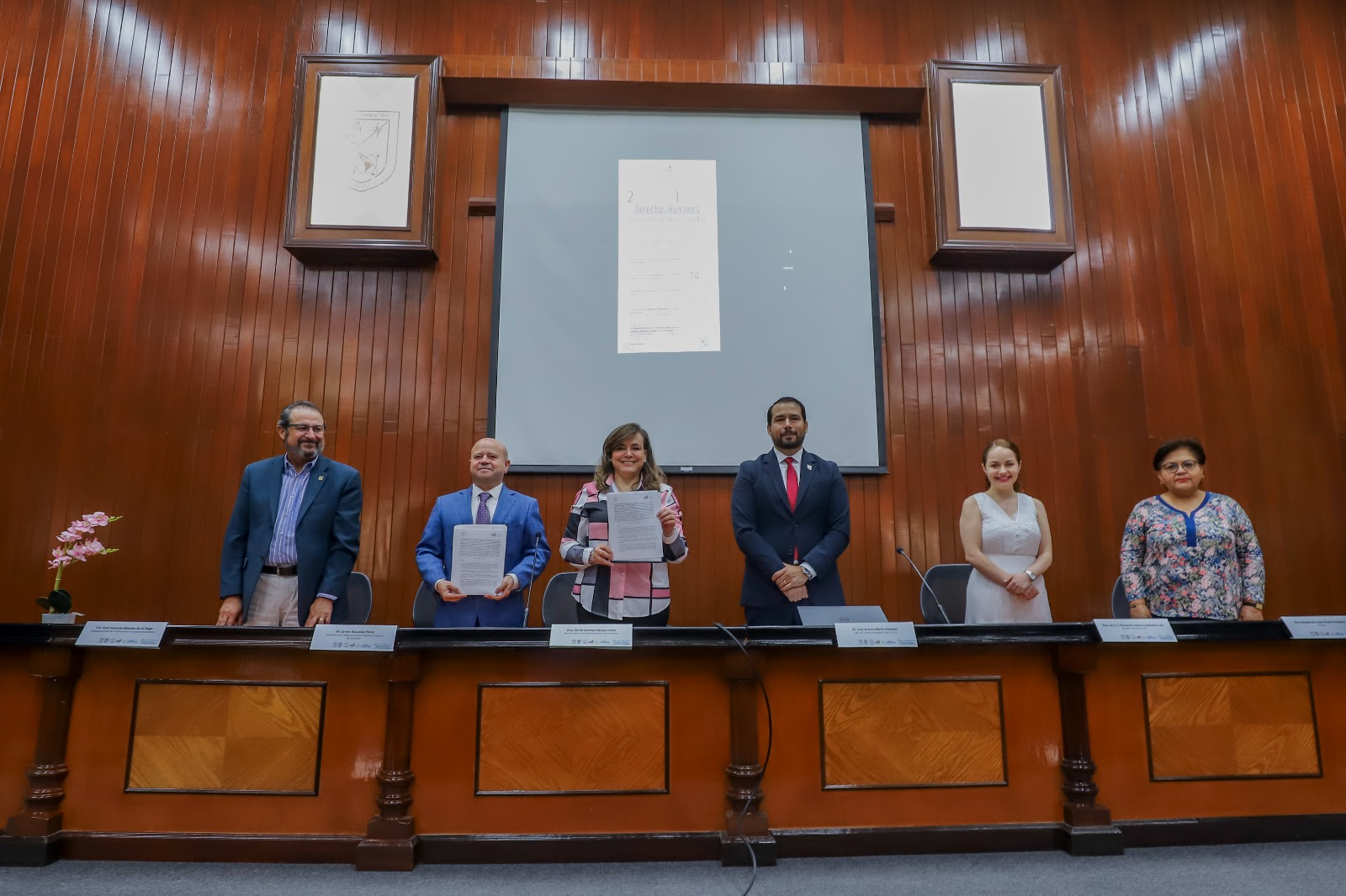 Firman-UAQ-y-Defensoria-convenio-para-la-proteccion-de-los-derechos-humanos-2 Firman UAQ y Defensoría convenio para la protección de los derechos humanos