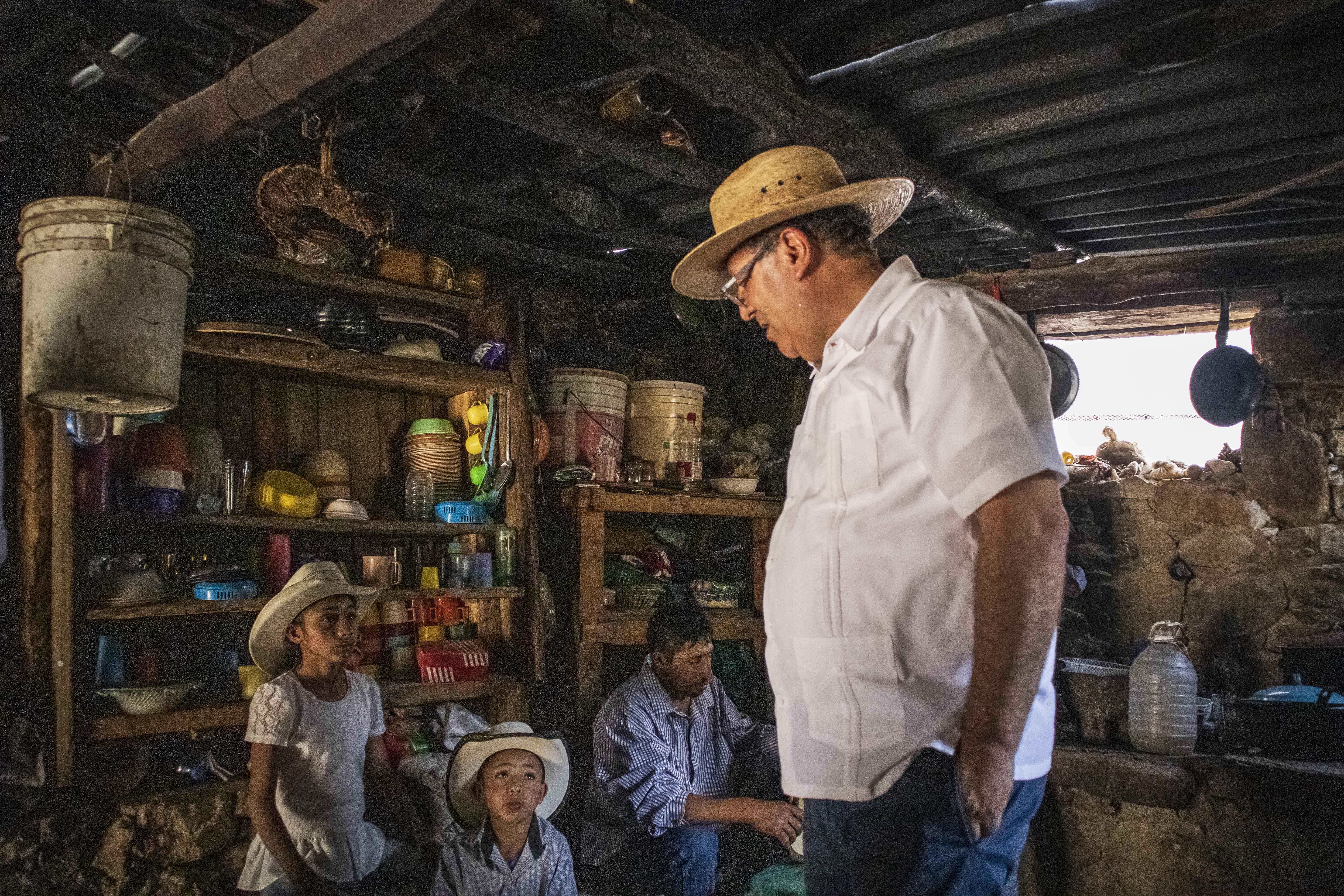 Gobierno-Panista-Privatiza-el-Agua-en-Queretaro-Generando-Controversia-Gilberto-Herrera Gobierno Panista Privatiza el Agua en Querétaro, Generando Controversia: Gilberto Herrera