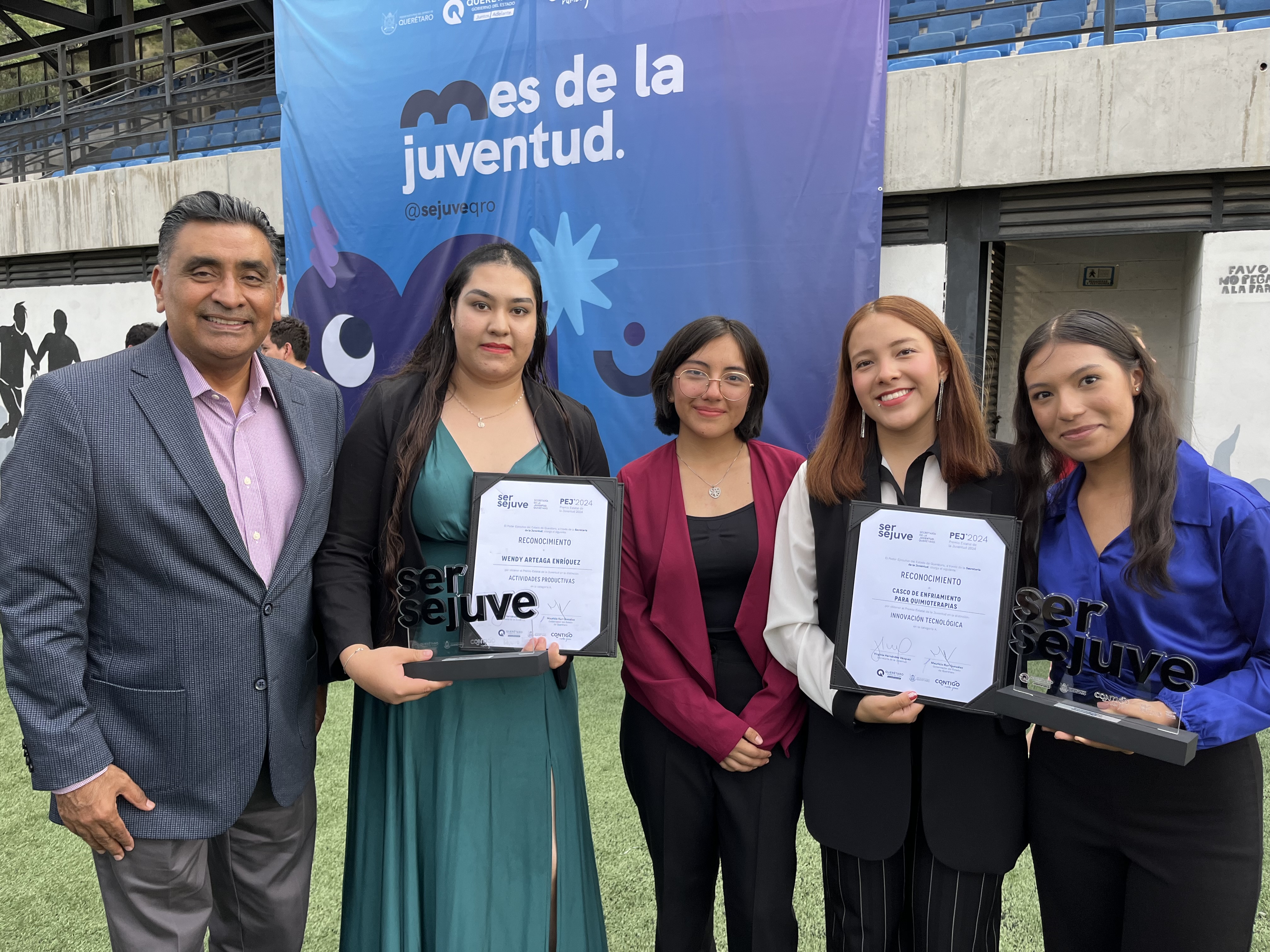 Estudiantes-de-CECyTEQ-obtienen-dos-primeros-lugares-en-el-PEJ-2024- Estudiantes de CECyTEQ obtienen dos primeros lugares en el PEJ 2024