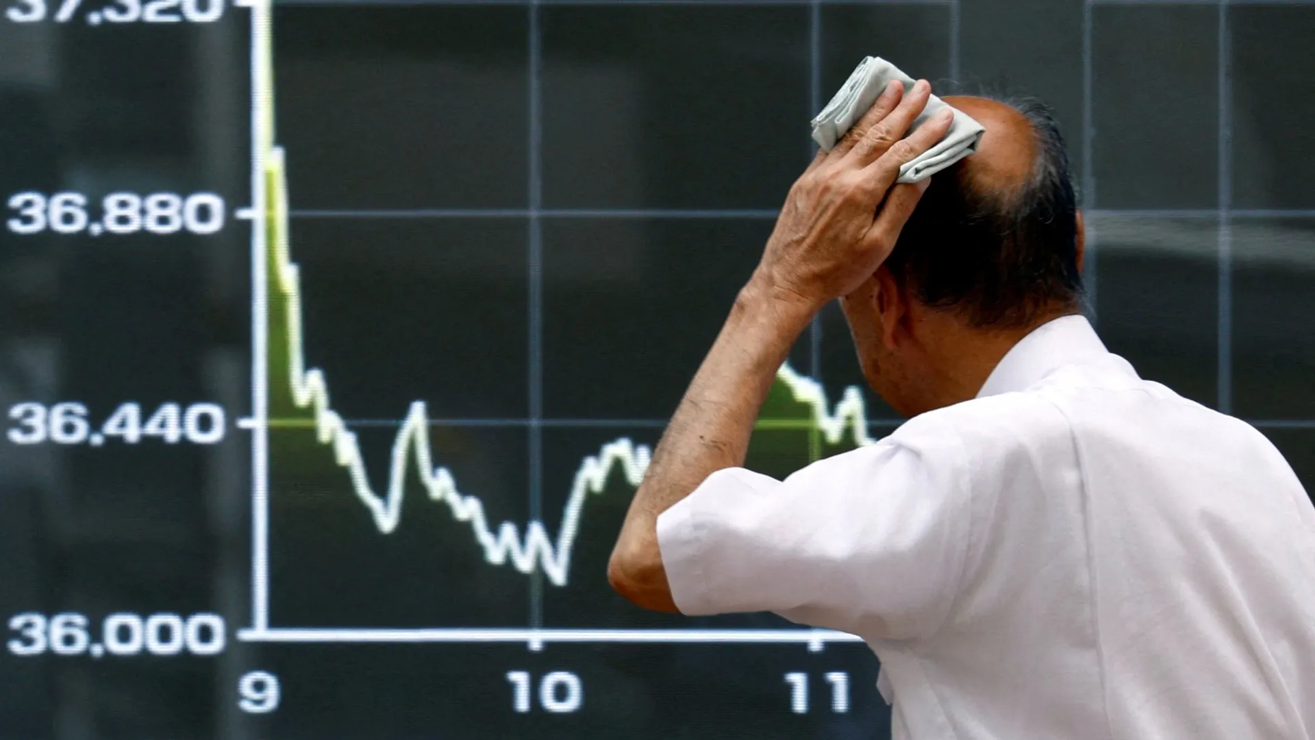 Lunes-Negro-sacude-los-mercados-globales Lunes Negro sacude los mercados globales: Caída de la Bolsa de Nueva York y tensiones con Japón impactan la economía