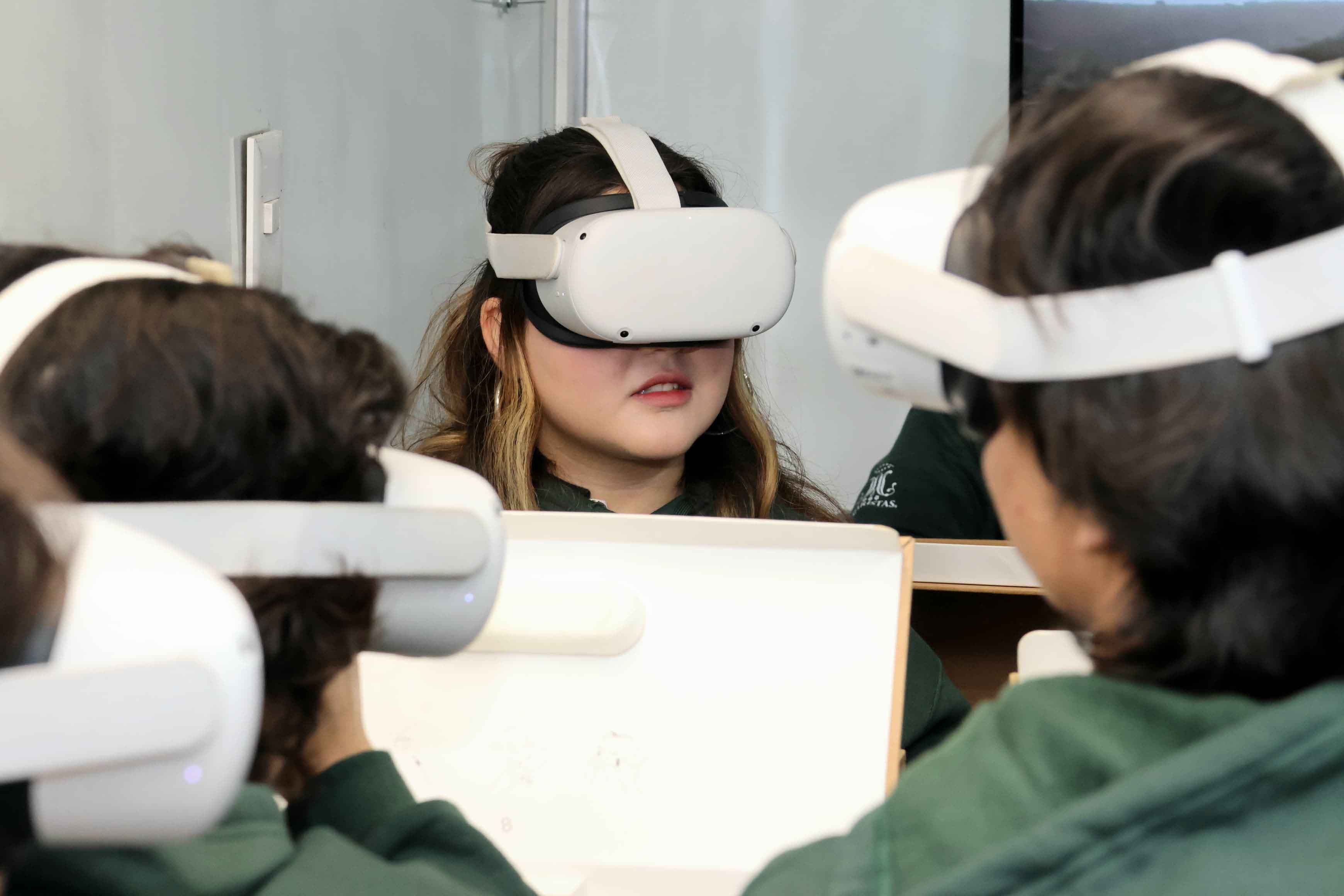 Inaugura-titular-de-la-SEDEQ-la-Feria-de-Ciencias-2024-2 Inaugura titular de la SEDEQ la Feria de Ciencias 2024