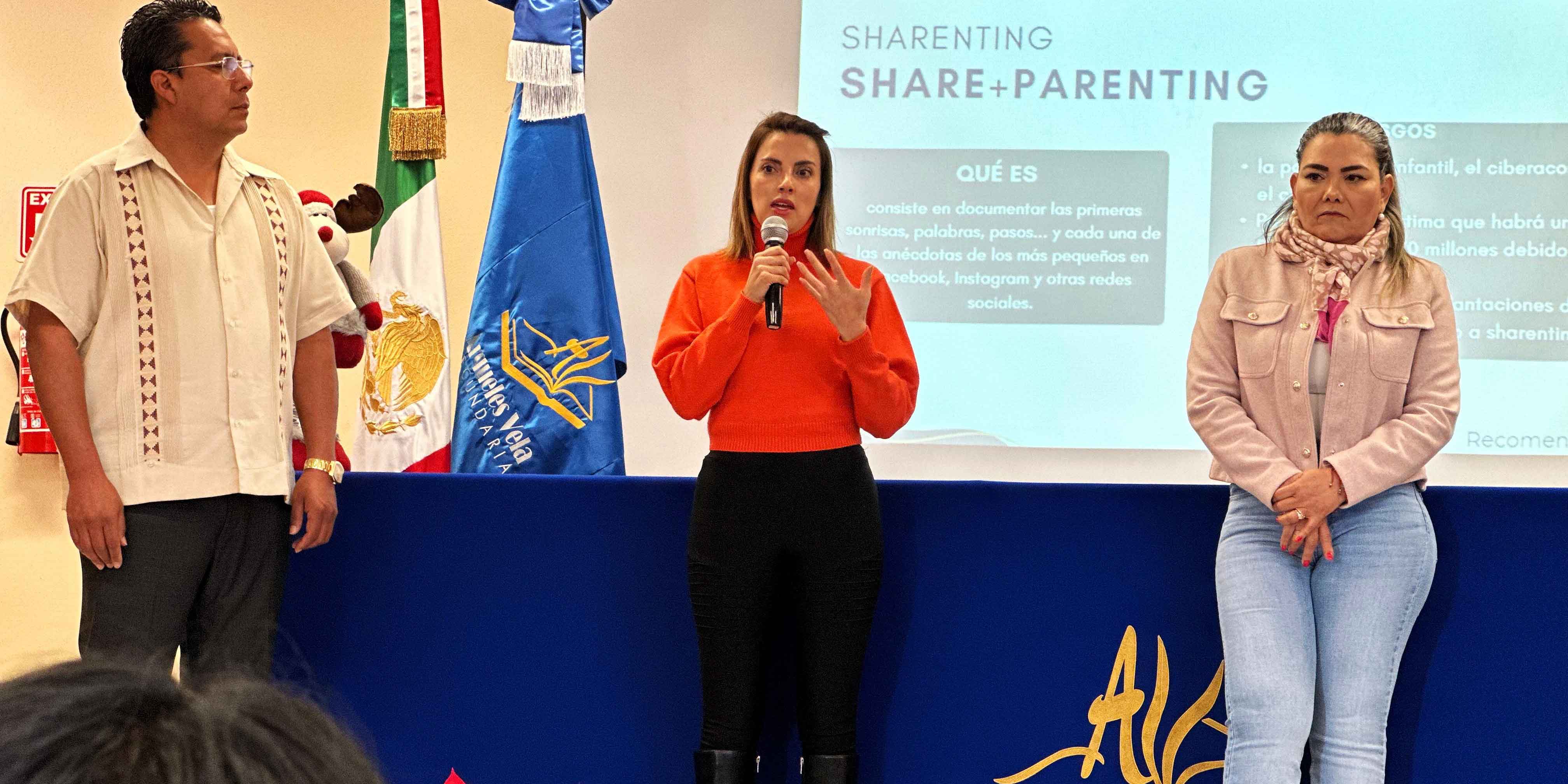 Llevan-a-jovenes-de-secundaria-el-programa-de-Construccion-de-Paz-a-traves-del-Civismo-Digital-2 Llevan a jóvenes de secundaria el programa de Construcción de Paz a través del Civismo Digital