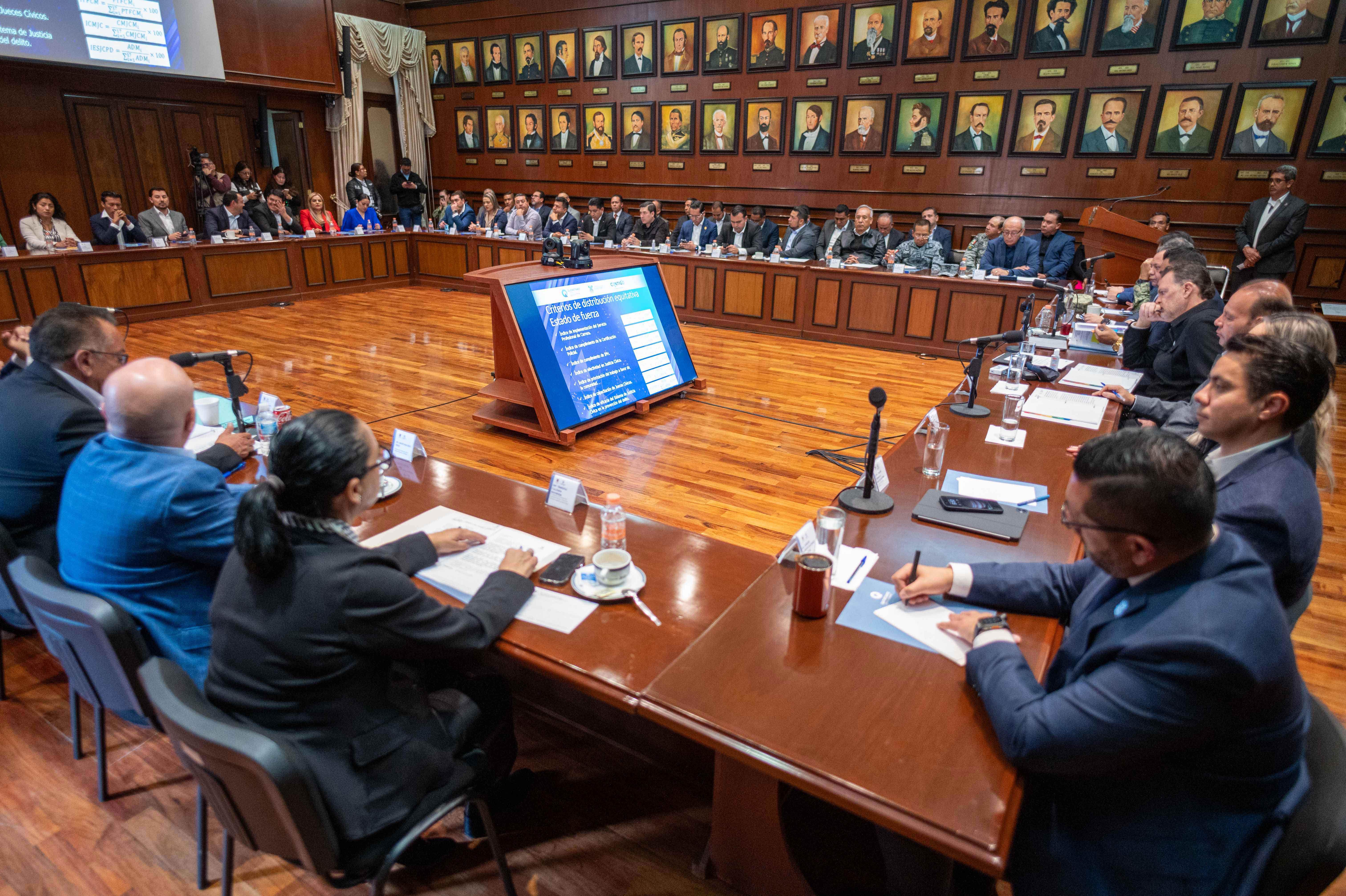Exhorta-Gobernador-a-las-y-los-integrantes-del-Consejo-Estatal-3 Exhorta Gobernador a las y los integrantes del Consejo Estatal de Seguridad a continuar trabajando por la tranquilidad de las familias queretanas