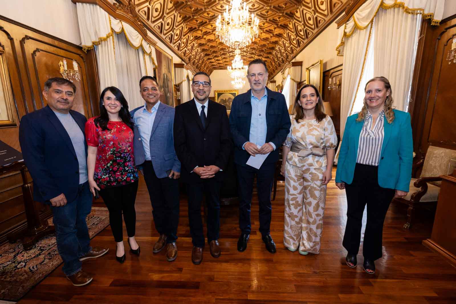 quertaro-y-AWS-refuerzan-colaboracion-para-consolidar-hub-de-Data-Centers querétaro y AWS refuerzan colaboración para consolidar hub de Data Centers