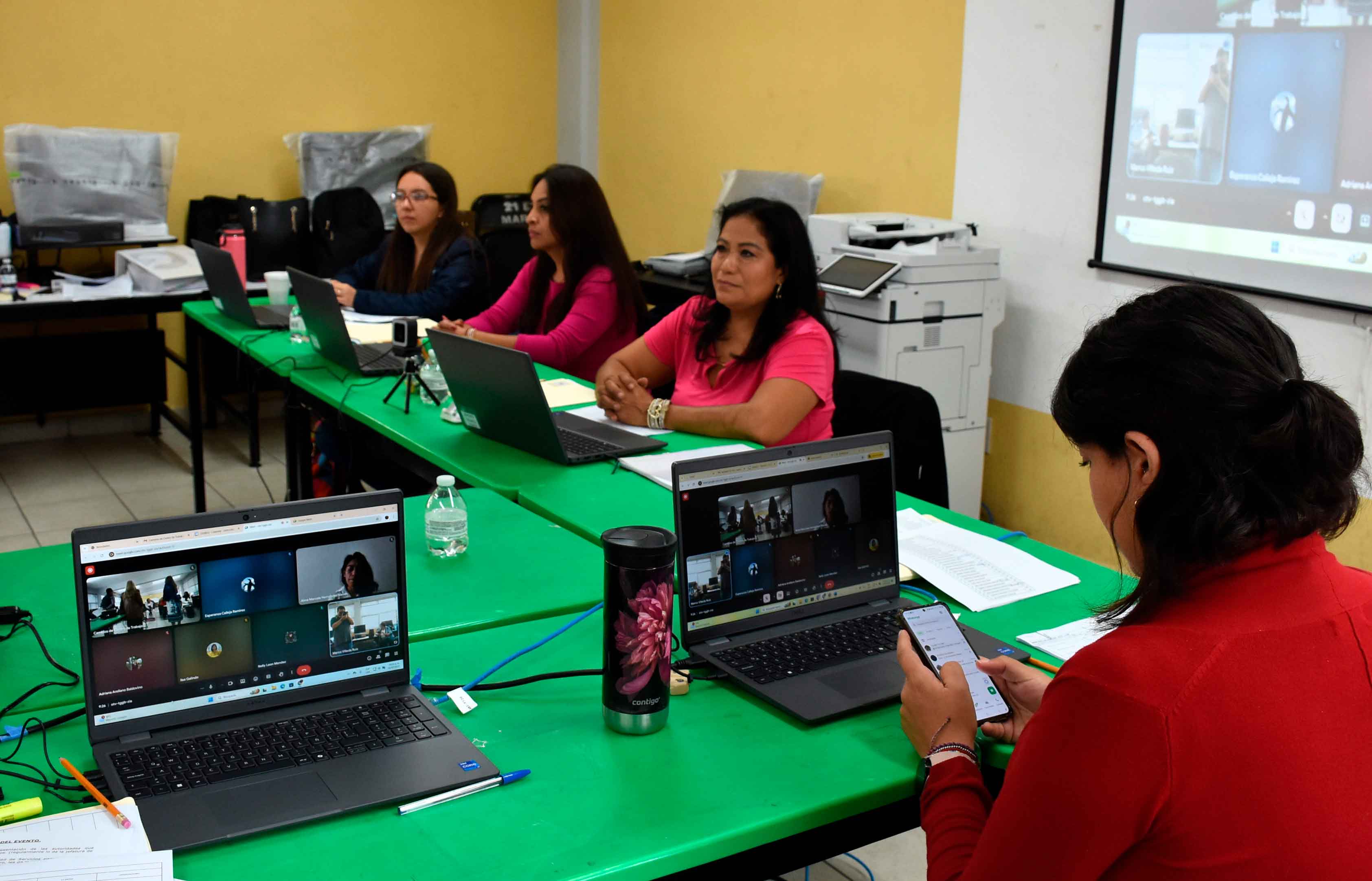 Participan-docentes-de-educacion-basica-en-proceso-de-cambio-de-centro-de-trabajo-2 Participan docentes de educación básica en proceso de cambio de centro de trabajo