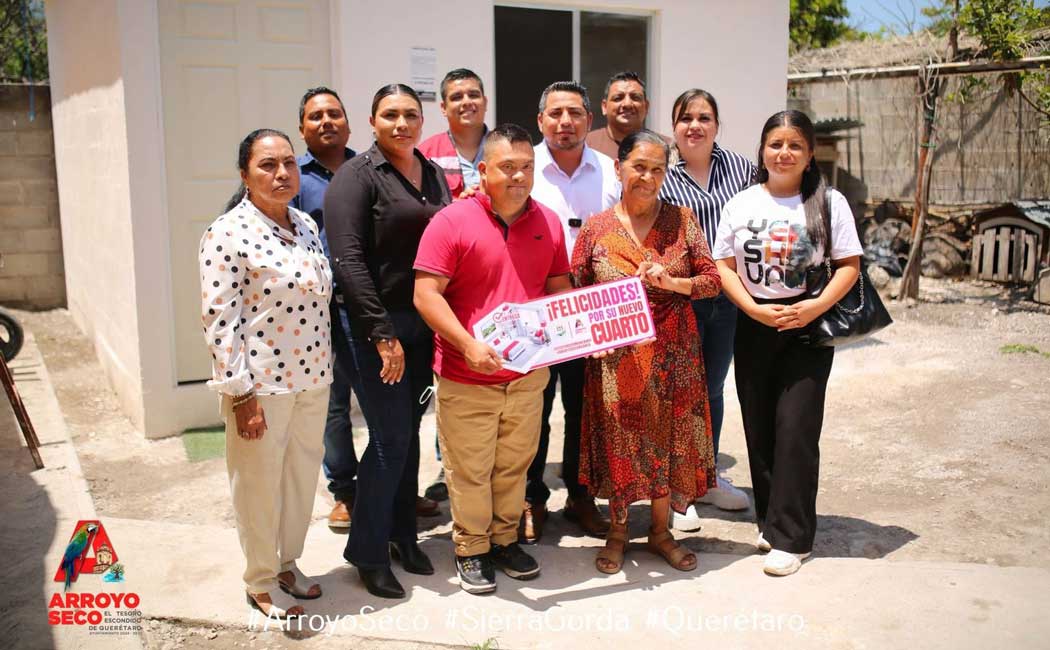 Entregan-cuarto-dormitorio-en-Arroyo-Seco-como-parte-de-acciones-de-mejoramiento-de-vivienda1 Entregan cuarto dormitorio en Arroyo Seco como parte de acciones de mejoramiento de vivienda