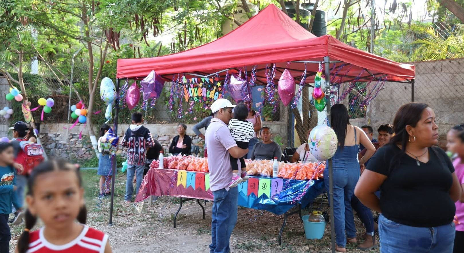 Celebran-a-lo-grande-el-Dia-del-Nino-en-el-municipio-Penamiller00002 Celebran a lo grande el Día del Niño en el municipio Peñamiller