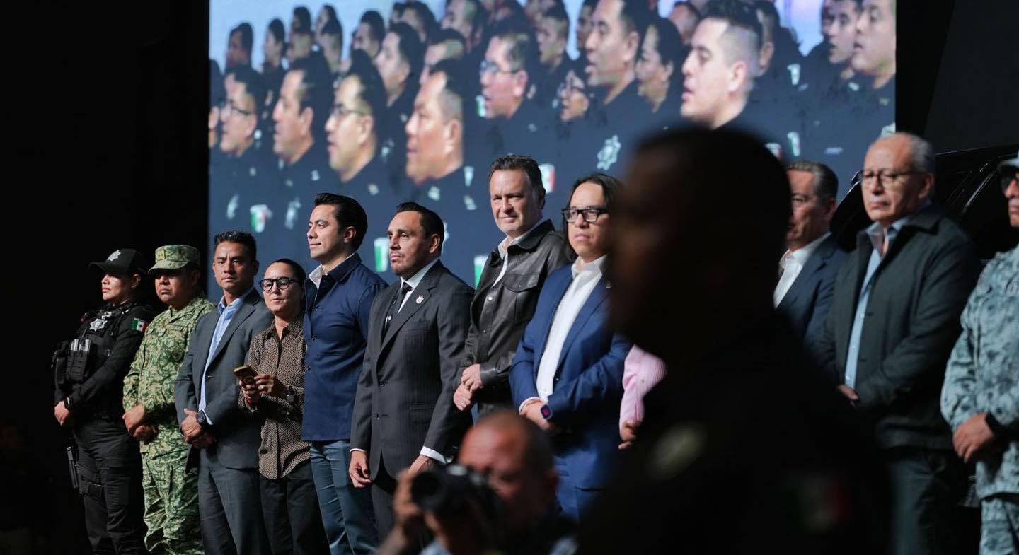 Entregan-40-nuevas-patrullas-para-reforzar-la-seguridad-en-Queretaro00002 Entregan 40 nuevas patrullas para reforzar la seguridad en Querétaro