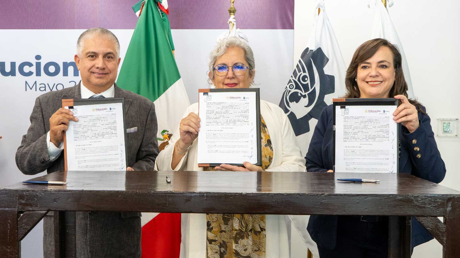 FIRMA-CONVENIO3 Firman convenio universidades de Querétaro; se suman al diseño de políticas públicas