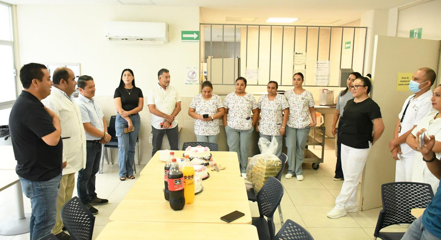 Reconocen-en-Jalpan-la-labor-del-personal-de-enfermeria-en-su-dia00002 Reconocen en Jalpan la labor del personal de enfermería en su día