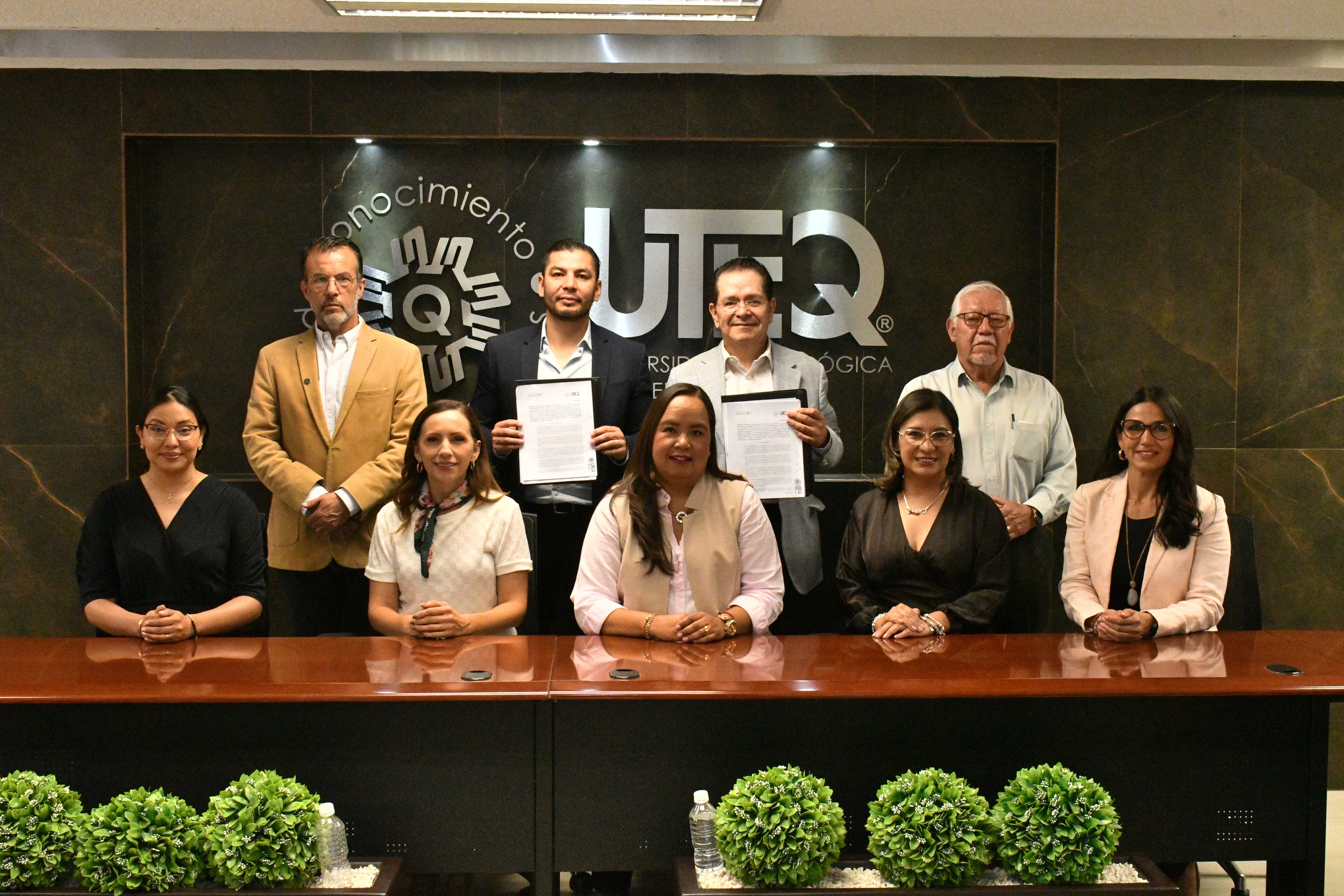 Autoridades-de-la-UTEQ Autoridades de la UTEQ y UPSRJ firman convenio para garantizar acceso a educación superior