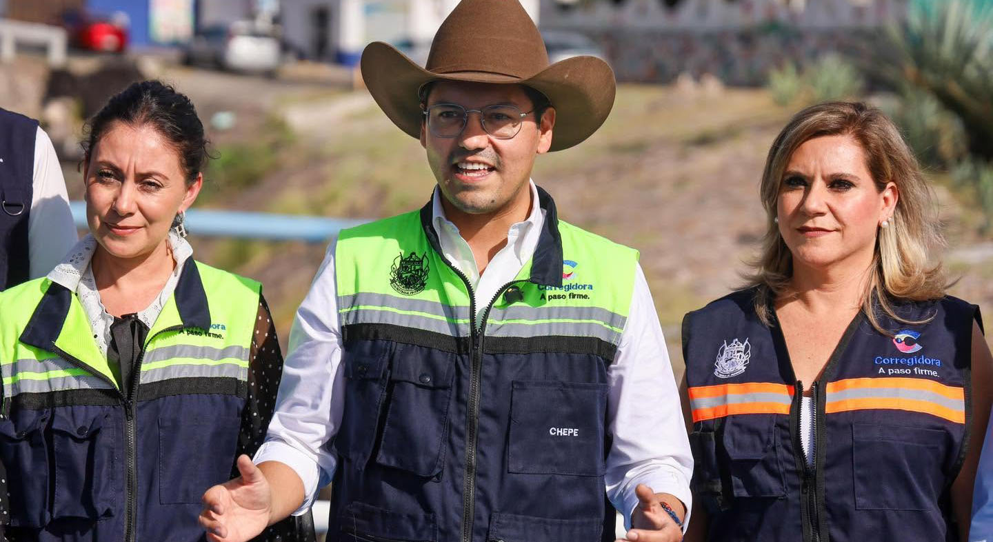 Invertiran-cerca-de-26-millones-de-pesos-para-rehabilitar-Avenida-Candiles-en-Corregidora00002 Invertirán cerca de 26 millones de pesos para rehabilitar Avenida Candiles en Corregidora