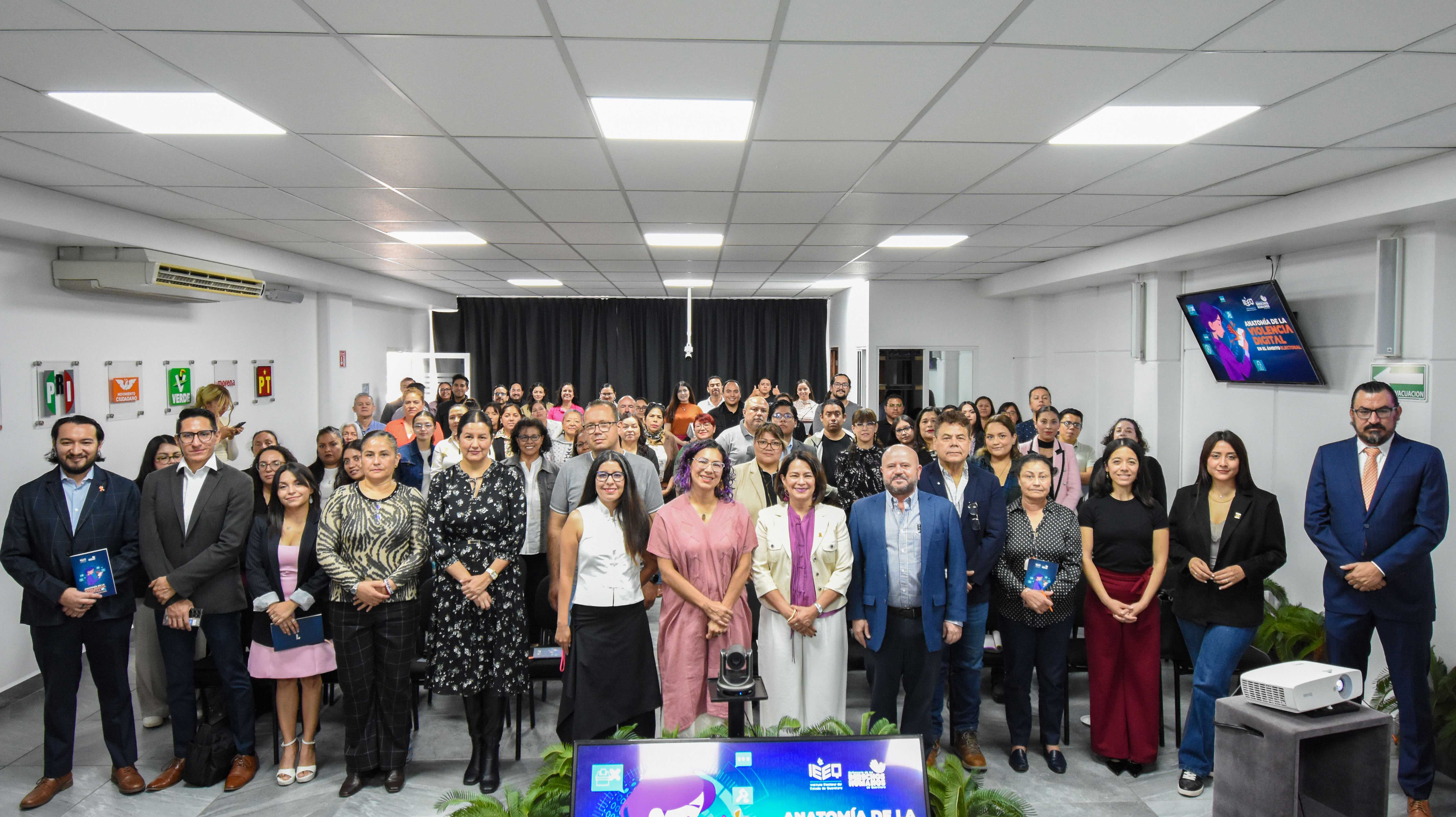 Presenta-IEEQ-2 Presenta IEEQ «Anatomía de la Violencia Digital en el Ámbito Electoral» para proteger a las mujeres en la política