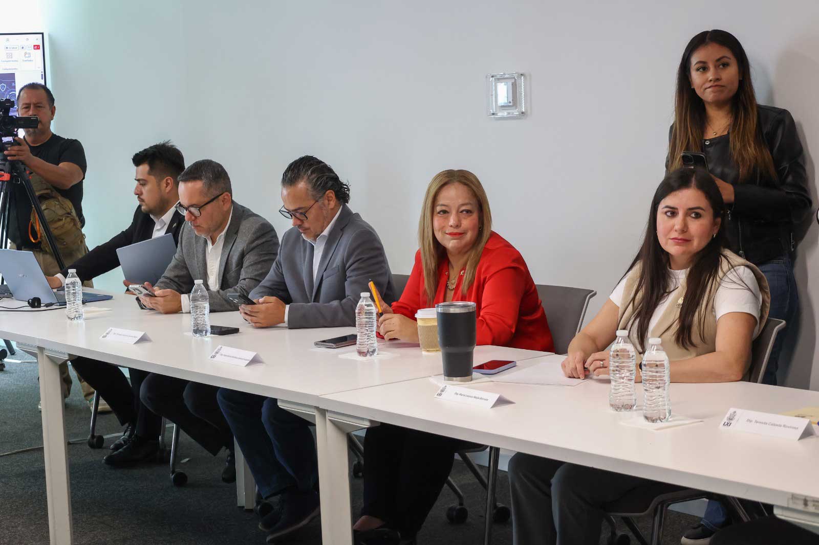 Rumbo-a-la-definicion ¡Rumbo a la definición! Comparecen aspirantes a la Fiscalía Anticorrupción ante diputados locales