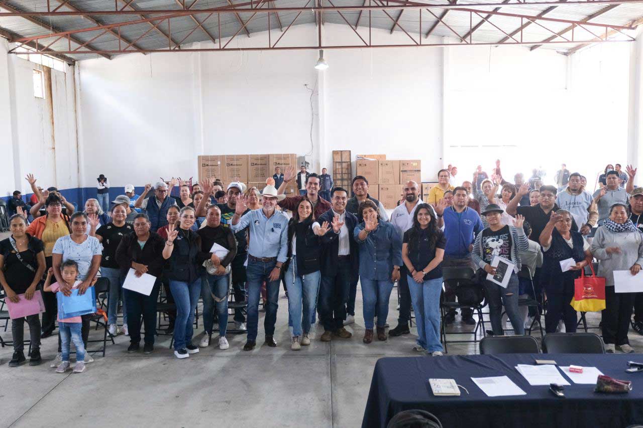 Llega-el-Programa-2 Llega el Programa Coinversión Social a Pedro Escobedo; entregan apoyos para el hogar