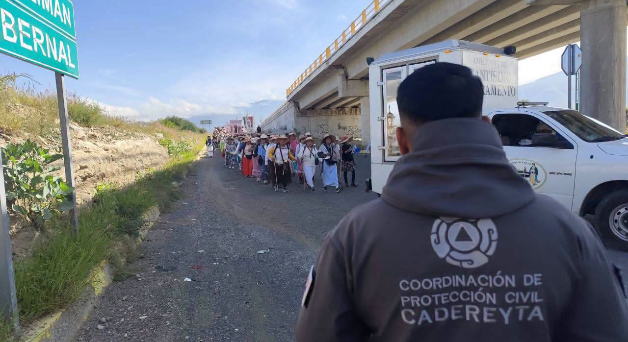 Proteccion_Civil_de_Cadereyta_llama_a_conducir_con_precaucion_por_paso_de_peregrinos00002.png Protección Civil de Cadereyta llama a conducir con precaución por paso de peregrinos
