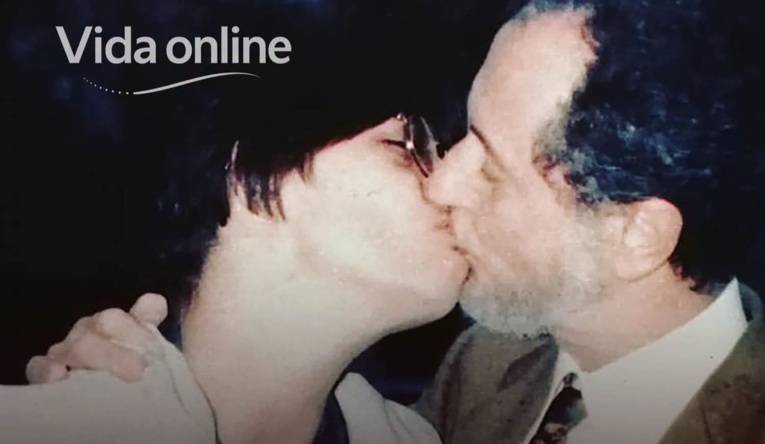 Dr-besa-a-mujer-con-VIH El beso que cambió para siempre la historia del VIH